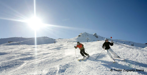 Skifahren und Snowboarden in der Region Tiroler Zugspitz Arena